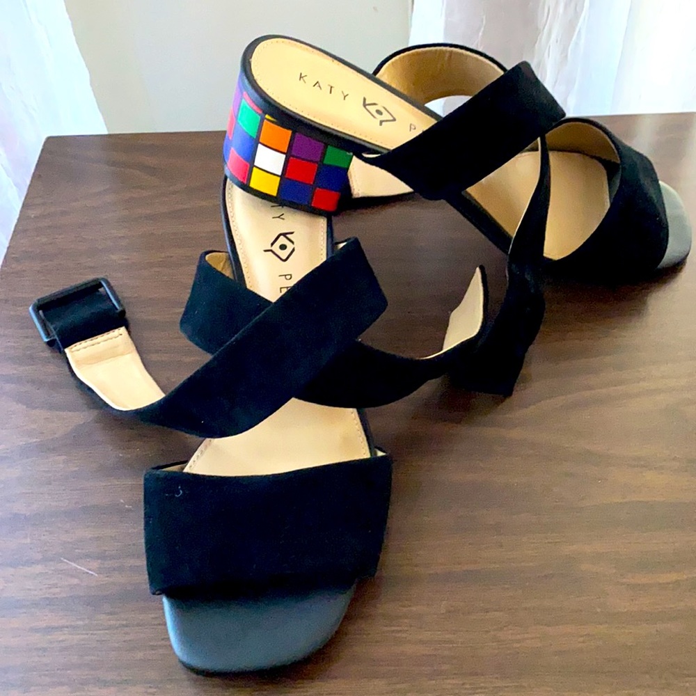 NWOT RETRO STYLE KATY PERRY HEELS